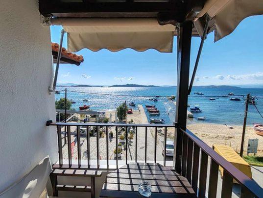 Pension Antonakis Ouranoupolis Greece 外观 照片